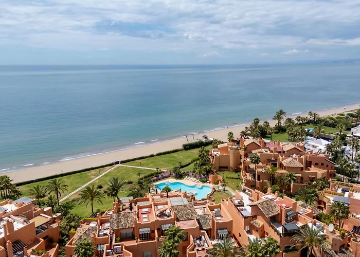 Exclusive 1 Line Beach Apartment In Marbella With Panoramic Views