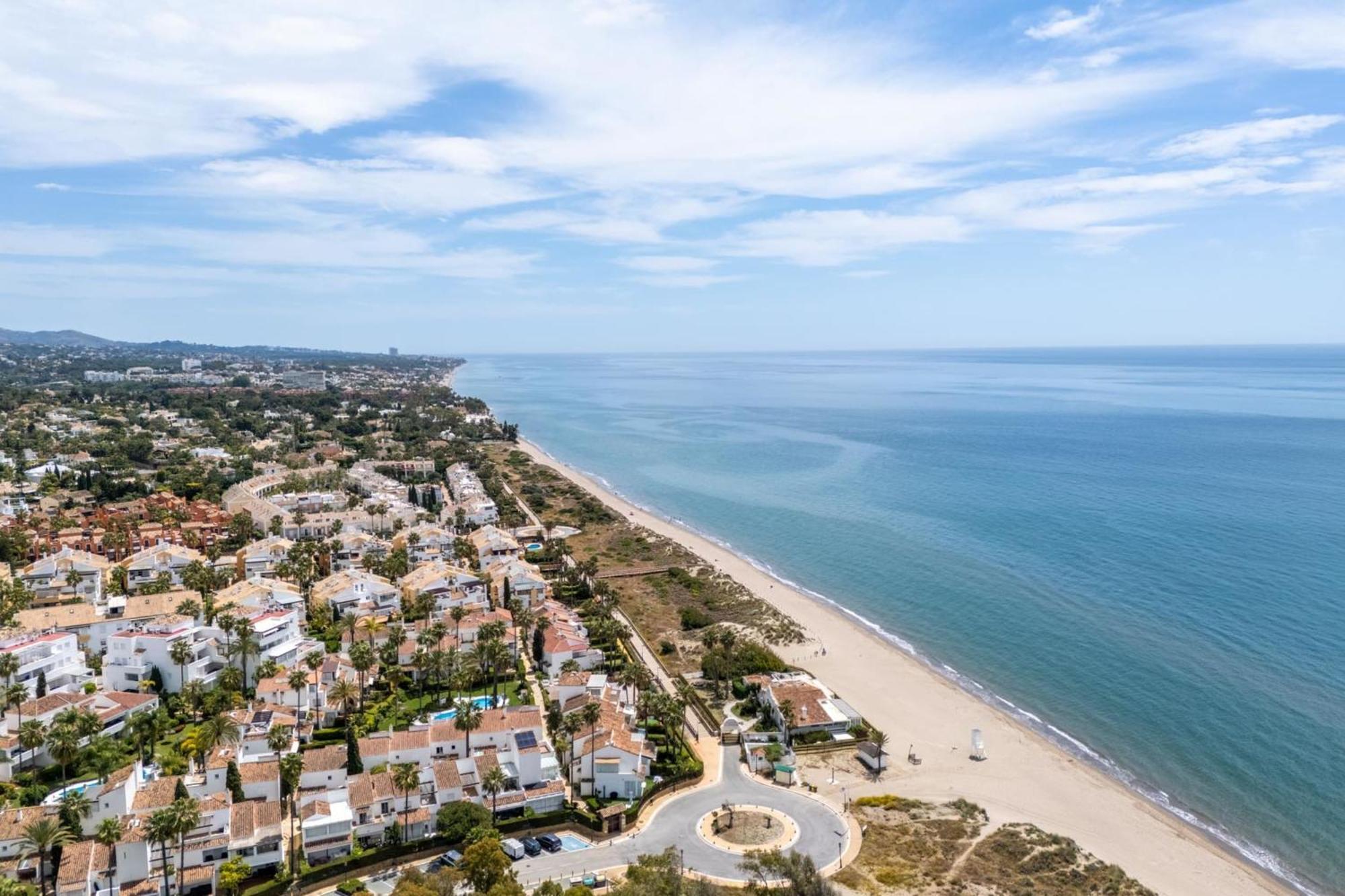 Apartment Exclusive 1 Line In With Panoramic Views Marbella